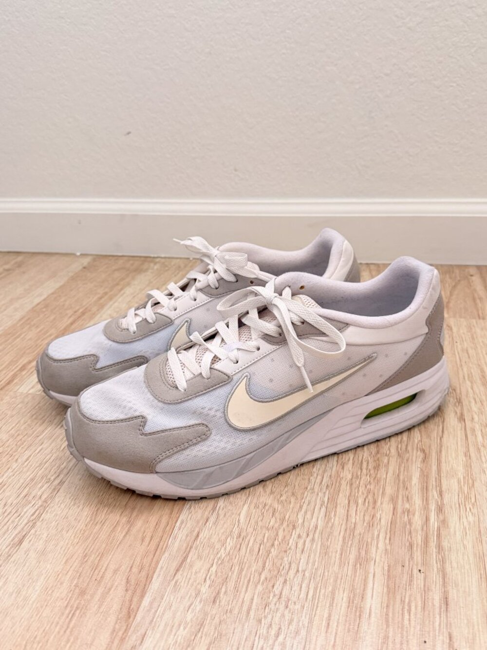 Nike Air Max Solo Phantom White Football Grey Volt Men's Shoe Size 13